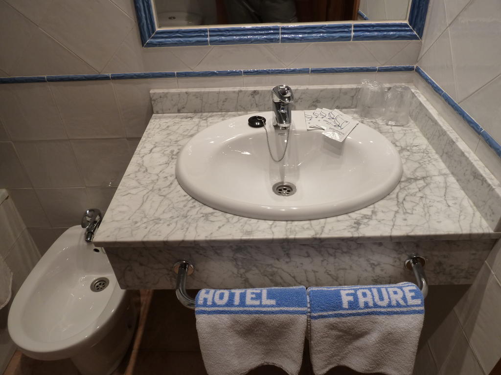 Apartahotel Faure Sallent de Gállego Værelse billede